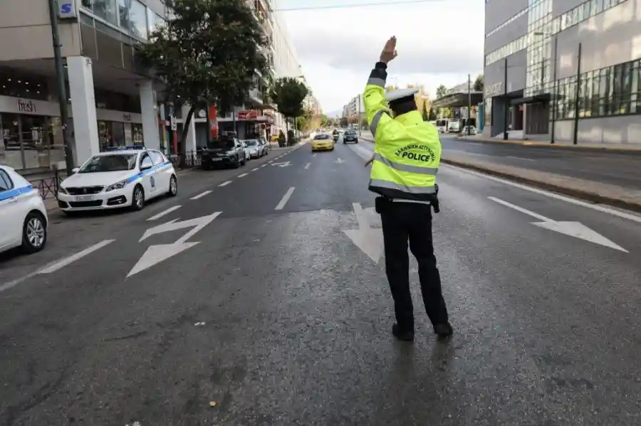 Νέος ΚΟΚ: Αυστηρότερα πρόστιμα, αυξημένες ποινές και αλλαγές-τομή στην οδική συμπεριφορά