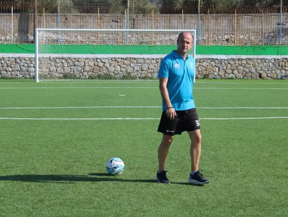 Παραμένει γυμναστής της Αναγέννησης Ασφενδιού ο Παναγιώτης Κανελλόπουλος