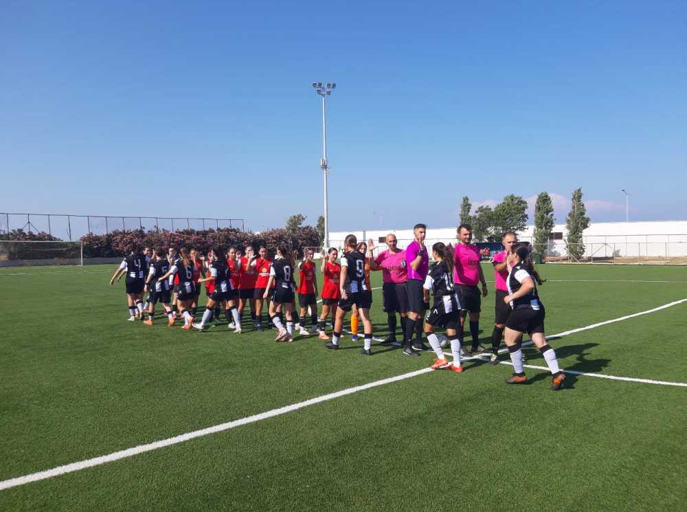 Ηττήθηκε η L.F.C. Ιαλυσός από τον ΠΑΟΚ – Παρουσίες και βραβεύσεις στο Ενωσιακό (pics & video)