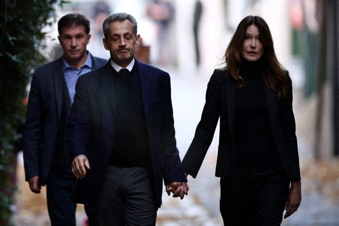 Ο Νικολά Σαρκοζί στη φυλακή – Ιστορική μέρα για τη Γαλλία