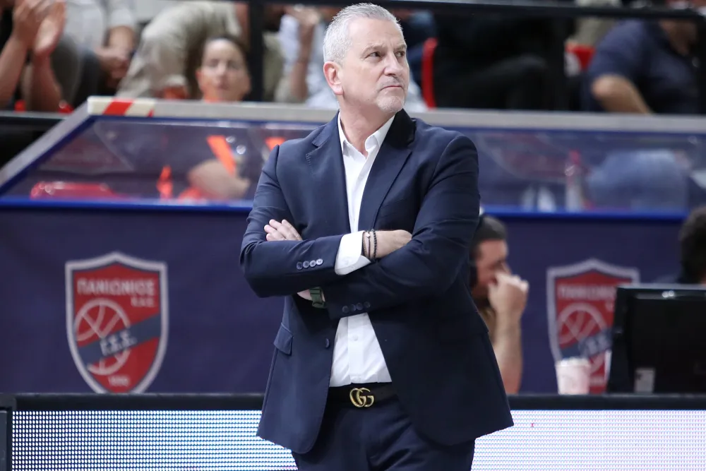 Ζούρος: “Δικαιούμασταν να κερδίσουμε, ήμασταν καλύτεροι σε όλο το ματς”