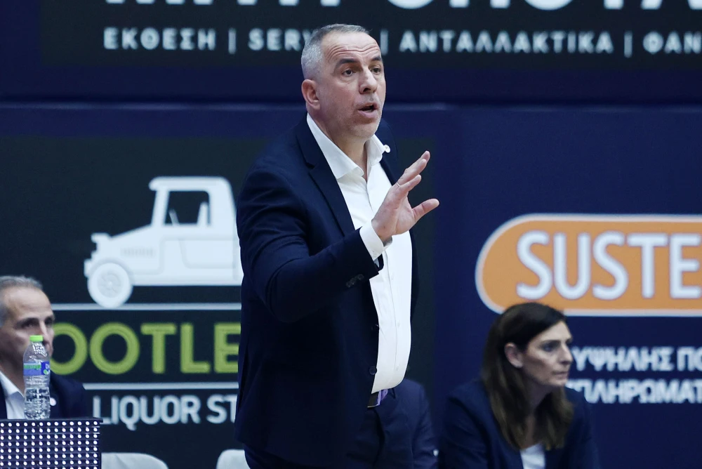 Τέλος ο Λημνιάτης από τον Προμηθέα Πατρών