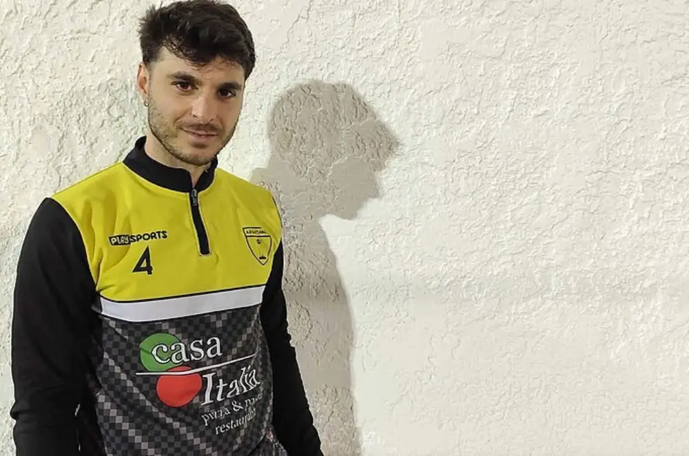 Η Α.Ε. Κατταβιάς ανακοίνωσε τον 29χρονο επιθετικό Χρήστο Πεταυράκη