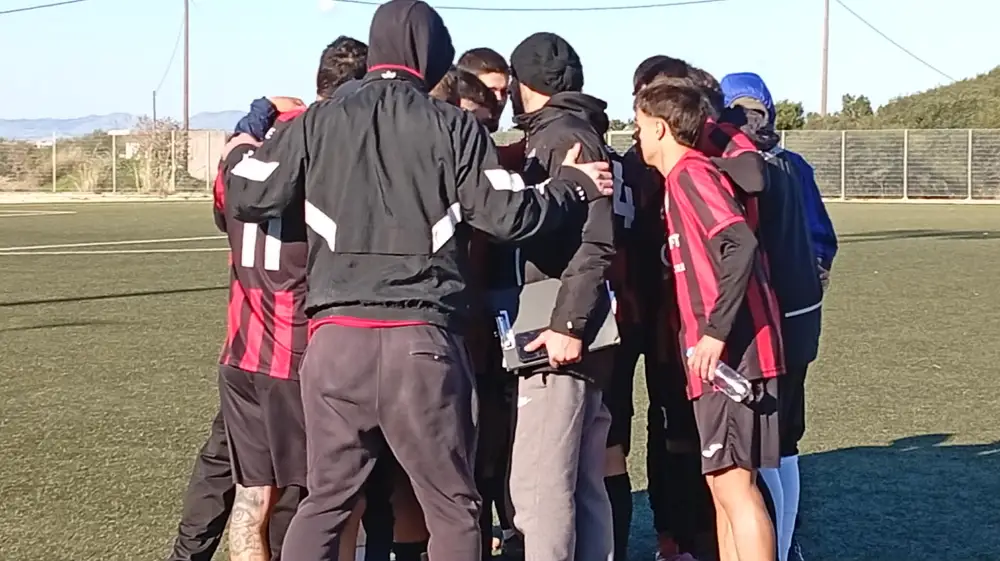 Με τρεις απουσίες ο Κλεάνθης Παραδεισίου στο Ε.Α.Κ.