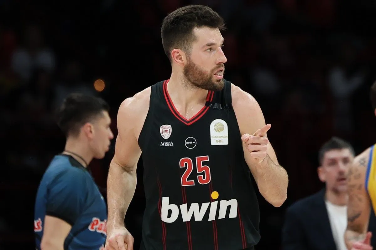 Νίκες για Ολυμπιακό και Ηρακλή