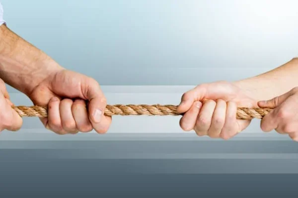 H σκοτεινή σκακιέρα της εξουσίας…