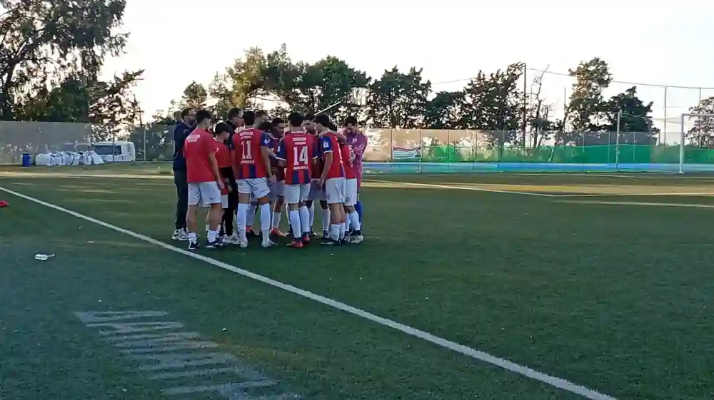 Καραμηνάς στο “news12”: “Αν και η ομάδα ήρθε με αρκετές απουσίες όσα παιδιά αγωνίστηκαν ήταν πάρα πολύ καλά”