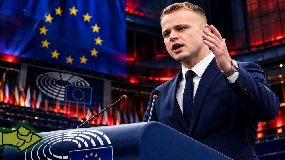 Μαζούρεκ προς Βρυξέλλες: «ΣΤΕΙΛΤΕ ΤΟΥΣ ΠΙΣΩ!» – Σφοδρή επίθεση για τη μετανάστευση
