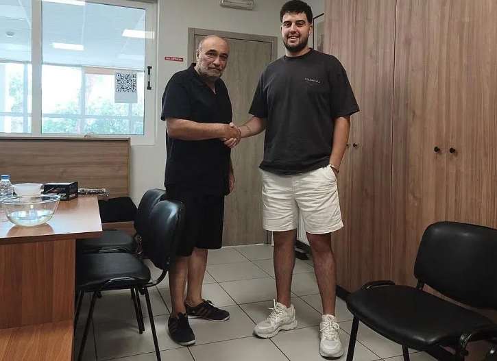 Πρεμιέρα με υψηλές φιλοδοξίες απέναντι στους έφηβους του Κολοσσού – Μιχαλάκης: «Τα υπόλοιπα θα τα διεκδικήσουμε στο γήπεδο»